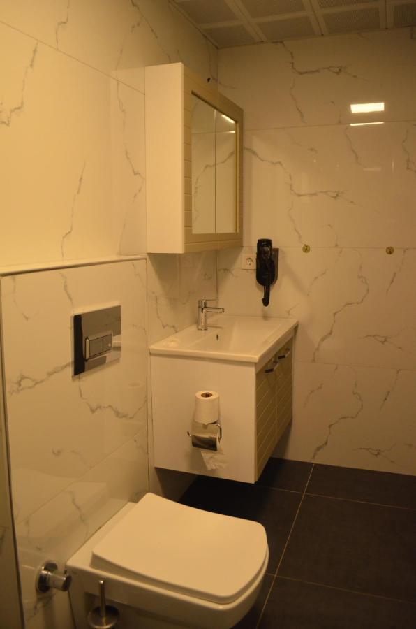 Lizbon Hotel İzmir Extérieur photo